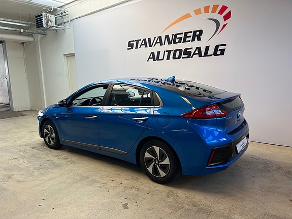 Hyundai IONIQ 7 of 30