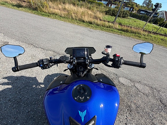 Yamaha MT-09 10 of 10