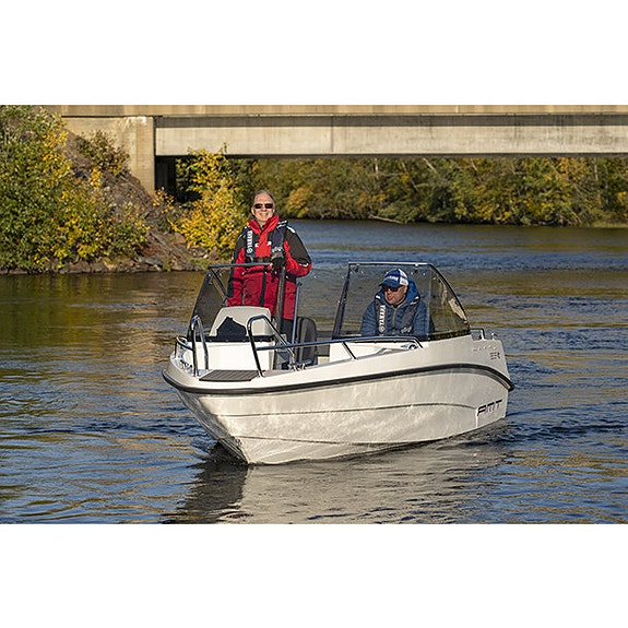 VI RYDDER ! GJØR ET KUPP AMT 165 BR MED YAMAHA 50 HK 6 of 12