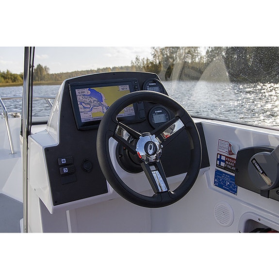 VI RYDDER ! GJØR ET KUPP AMT 165 BR MED YAMAHA 50 HK 7 of 12