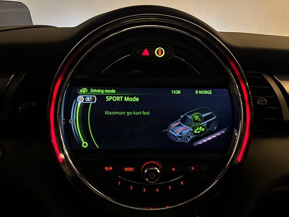 MINI Cooper 20 of 29