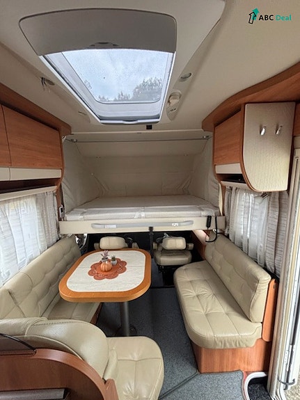 Hymer B 778 SL | 3.0 180hk | Enk sngr+Senkes.| Alde | Solcelle | Stekovn | TV | S.stativ | Skinn | V.hjul | 8 of 17