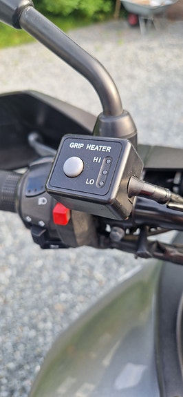 Suzuki DL 650 V-Strom 8 of 17