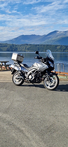 Suzuki DL 650 V-Strom 13 of 17
