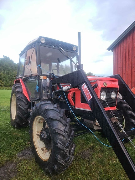 Zetor 7045 4 of 9