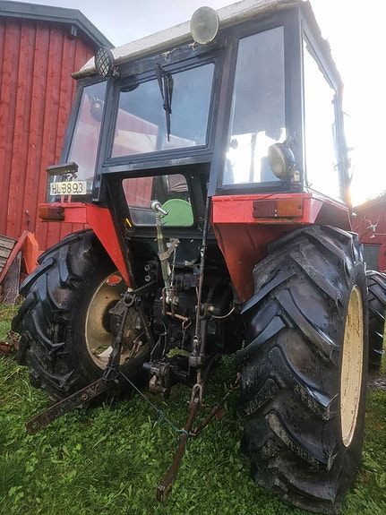 Zetor 7045 3 of 9