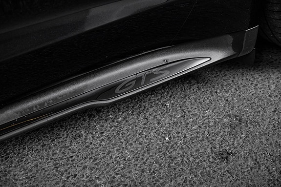Porsche Taycan GTS 14 of 30