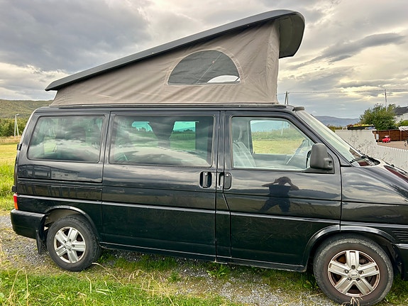 Volkswagen Multivan 2 of 30