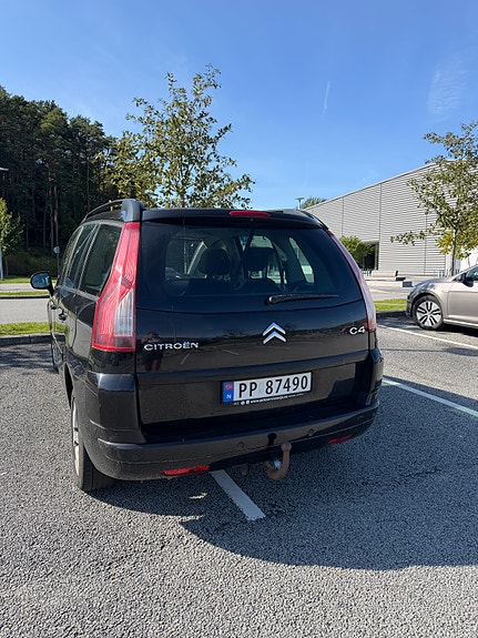 Citroen Grand C4 Picasso 2 of 15