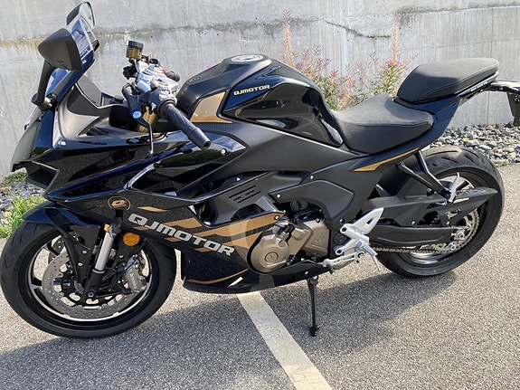 QJ Motor SRK 600 RS årets nyhet til HØSTPRIS 3 of 4