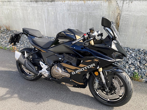 QJ Motor SRK 600 RS årets nyhet til HØSTPRIS 4 of 4