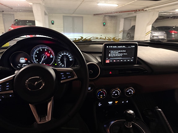 Mazda MX-5 21 of 25