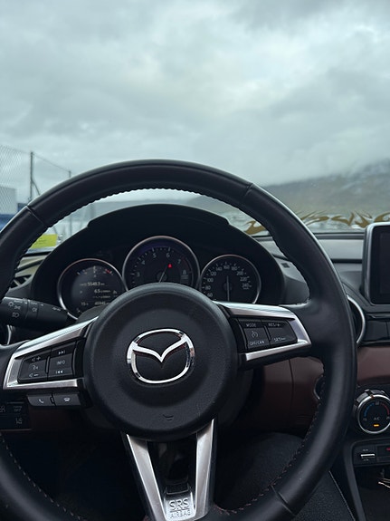 Mazda MX-5 16 of 25
