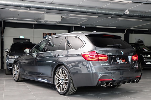 BMW 330i 9 of 30