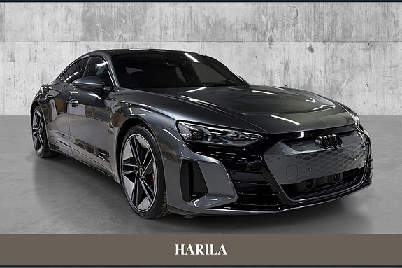 Audi e-tron GT 10 of 23
