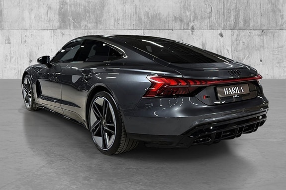 Audi e-tron GT 8 of 23