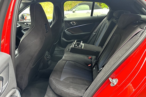 BMW M135i 11 of 30
