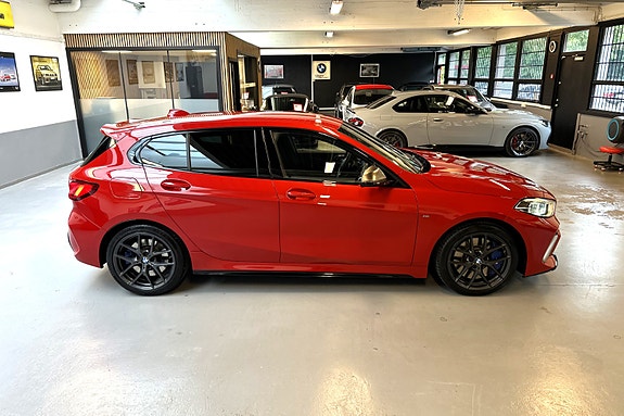 BMW M135i 6 of 30