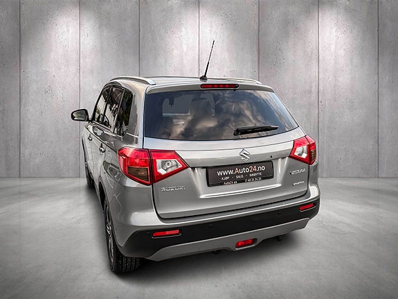 Suzuki Vitara 6 of 12
