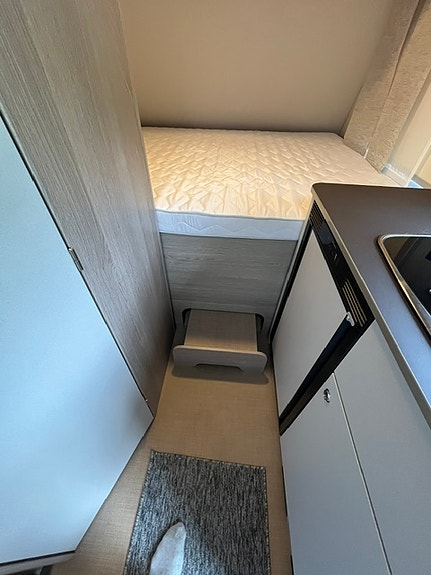 Bürstner Premio Life 430 TS Brava 13 of 16