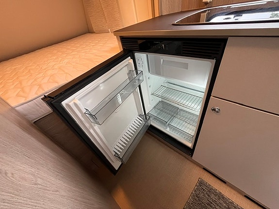Bürstner Premio Life 430 TS Brava 14 of 16
