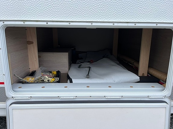 Bürstner Premio Life 430 TS Brava 5 of 16