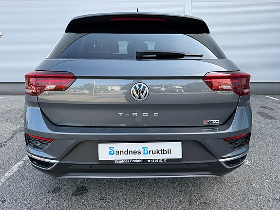 Volkswagen T-Roc 4 of 30