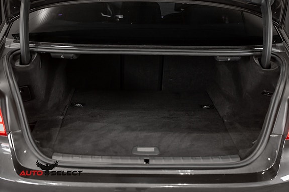 BMW 530e 11 of 30