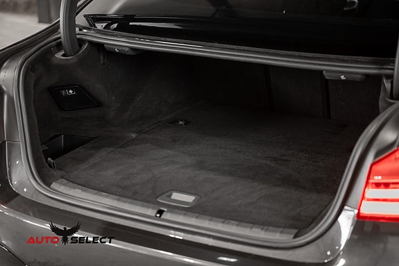 BMW 530e 12 of 30