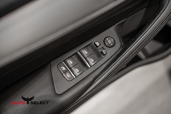 BMW 530e 28 of 30