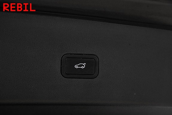 XPeng G9 30 of 30