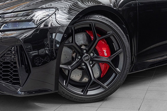Audi RS6 3 of 30