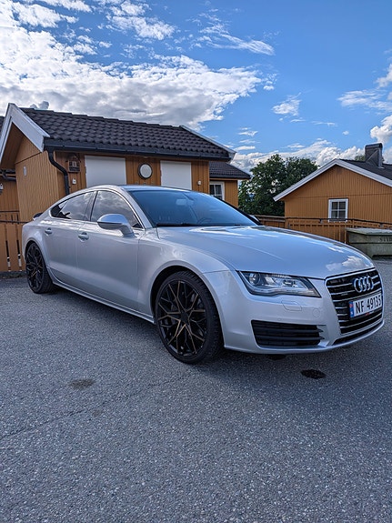 Audi A7 2 of 7