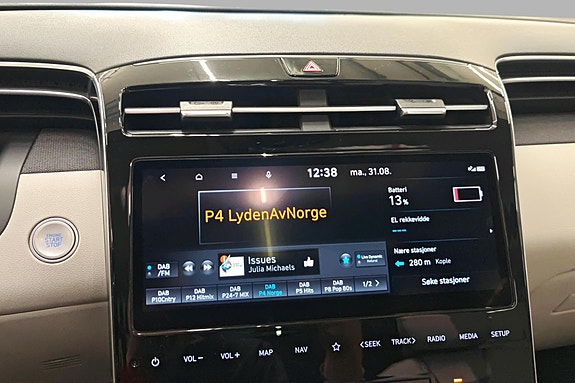 Hyundai Tucson 28 of 30