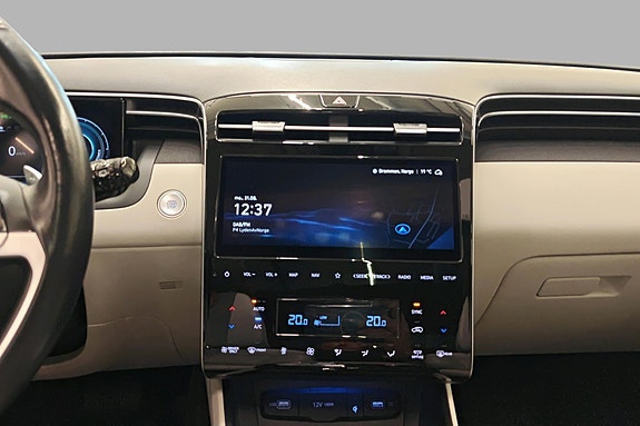 Hyundai Tucson 12 of 30