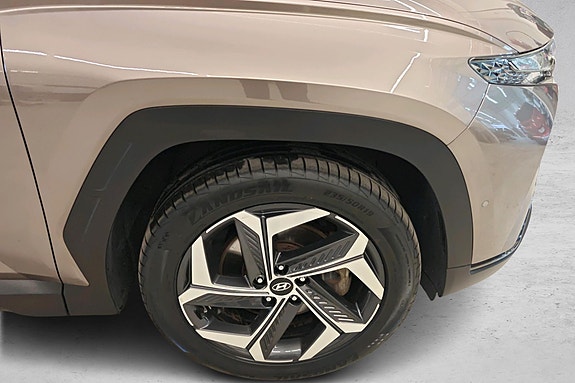 Hyundai Tucson 30 of 30