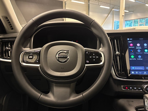 Volvo V90 14 of 30
