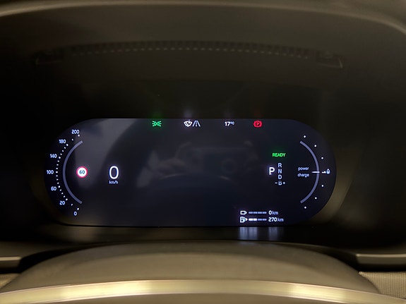 Volvo V90 17 of 30