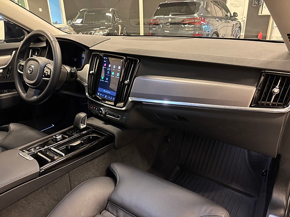 Volvo V90 11 of 30