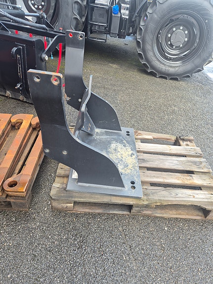 FMG Brøyteplate, kr 5 000,-