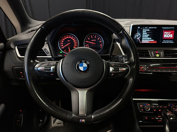 BMW 225xe 26 of 30