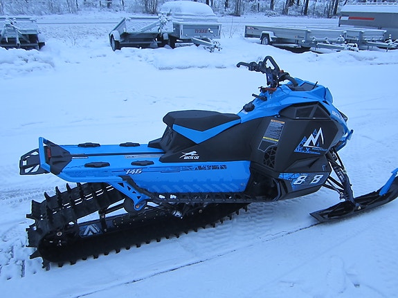 Arctic-cat M 858 5 of 7