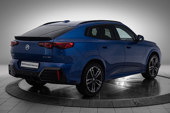 BMW iX2 5 of 25