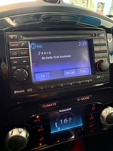 Nissan Juke 30 of 30