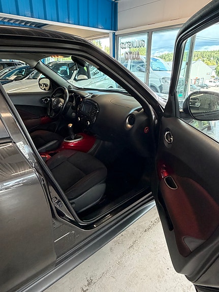 Nissan Juke 17 of 30
