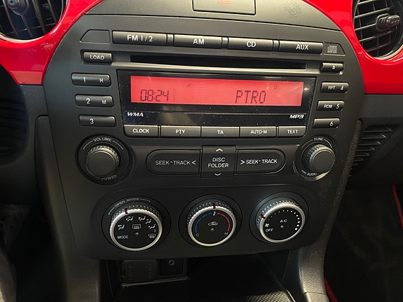 Mazda MX-5 13 of 15