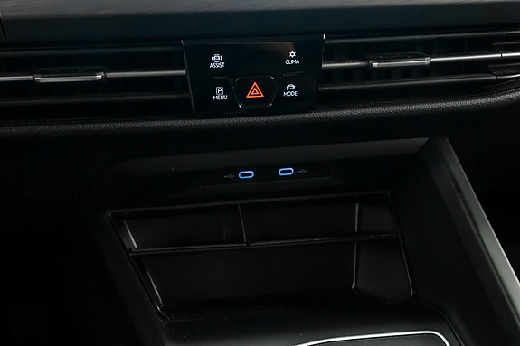 Volkswagen Golf VIII 15 of 28