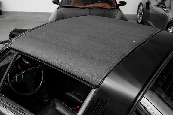 Porsche 911 11 of 30