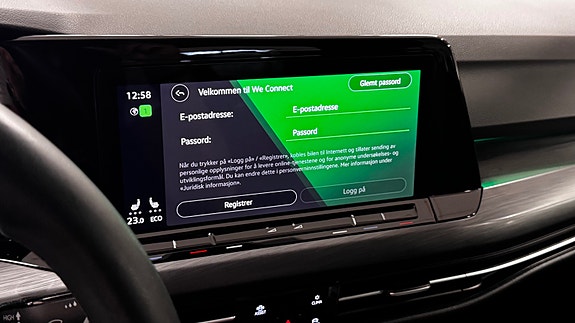 Volkswagen Golf VIII 30 of 30
