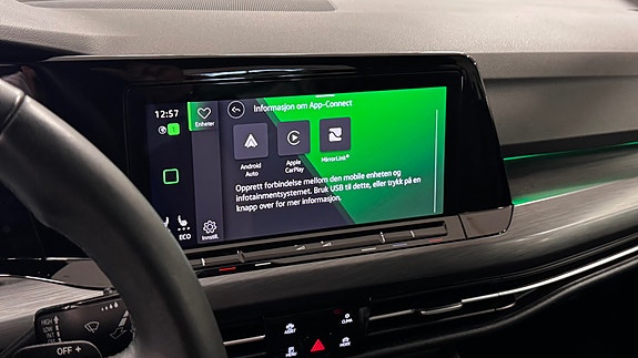 Volkswagen Golf VIII 27 of 30